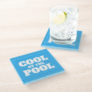 Kühl am Pool blaues Wasser wellige Linien Sommer-V Glasuntersetzer