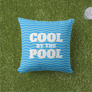 Kühl am Pool lustige blaue Wasserwellenlinien Kissen