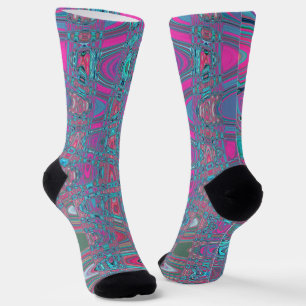 Kühle abstrakte blaue und magenta Retro-Zickzack-W Socken
