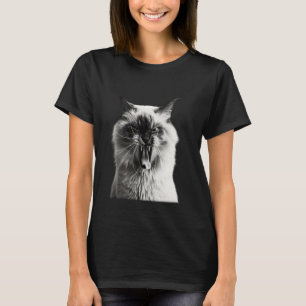 Kühle Katze streckt in spielerischer Herausforderu T-Shirt