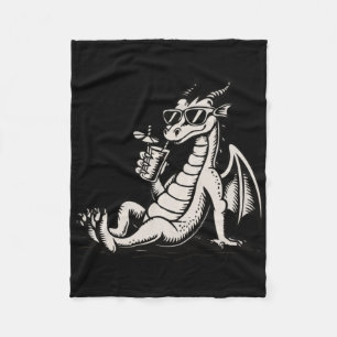 Kühler entspannender Drache – Chill-Fantasy-Illust Fleecedecke