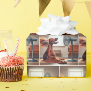 Kühlung des irischen Setters vor einem Lüfter Geschenkpapier