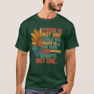 kühne Anti-Gun-Aussage mit farbenfroher Daisy Art T-Shirt