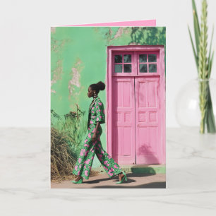 Kühne Mode in einer lebendigen urbanen Landschaft Einladung