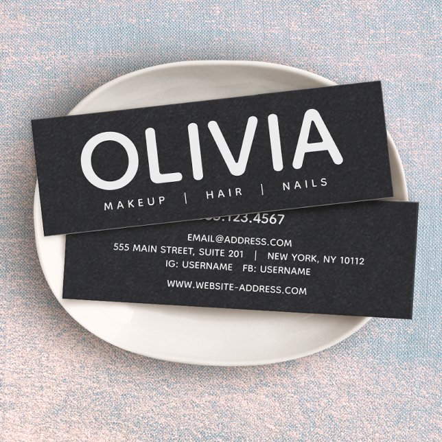 Kühne moderne schwarze Visitenkarte (Von Creator hochgeladen)
