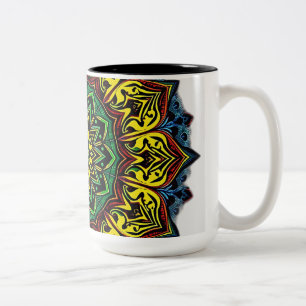 Kulturelle Mandalase mit geometrischen Mustern Zweifarbige Tasse
