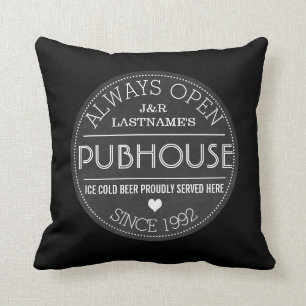 Kundengebundenes Paare Pubhouse Bier hier gedient Kissen