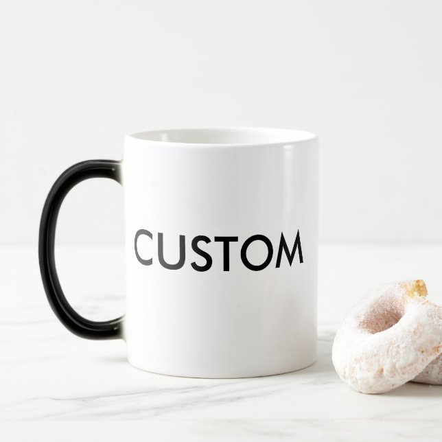 Kundenspezifische magische verwandelnde Tasse der (Mit Donut)