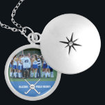Kundenspezifische Medaillon<br><div class="desc">Diese personalisierte Feldhockey-Fotocollage kennzeichnet Ihre geladenen Fotos, gekreuzte Feldhockeystöcke, ein Ball, klicken die Zahl und die Ihre Wahl Ihres Spielers des Textes - team Namen, den Namen des Trainers, der Name des Spielers, Zahl, ändern etc. leicht die Hintergrundfarbe, um Ihre Teamfarben zusammenzubringen - gerade an "besonders anfertigen" und dann der...</div>