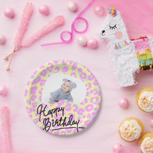 kundenspezifische Pastel Leopard Print Happy Birth Pappteller (Party)