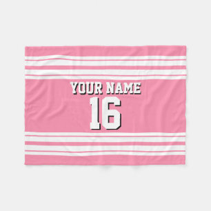 Kundenspezifischer Zahl-Name Flamingo-rosa weißer Fleecedecke