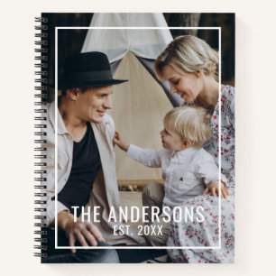 Kundenspezifisches Foto mit Familienname und fests Notizbuch