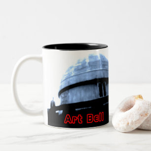 KUNST-GLOCKE WOLLEN, UM EINE FAHRkaffee-TASSE ZU Zweifarbige Tasse