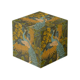 Kunsthandwerk Walter Crane Pfauenmuster Würfel