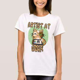 Künstler bei der Arbeit – niedliches Katzendesign T-Shirt