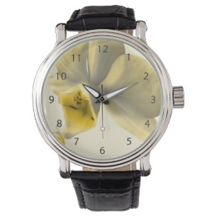 Künstlerische Blume in Gelb Armbanduhr