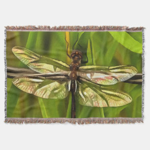 Künstlerische Libelle in Braun und Gelb auf Grün Decke