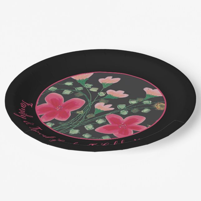 Künstlerischer Designer mit rosa Futter Pappteller (Schrägansicht)