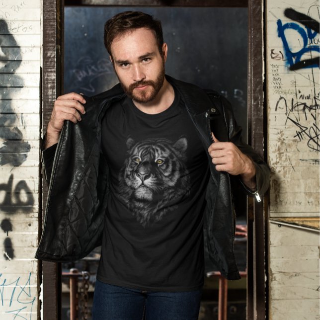 Künstlerischer Tiger Head Graphic T-Shirt (Von Creator hochgeladen)