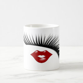 Künstlerischer weiblicher Chic-Eyelashes-u. Kaffeetasse