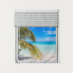 Künstliches Fenster mit Blindfarben mit Blick auf  Wandteppich
