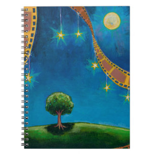 Kunstzeitschrift für Film poliert Notizblock