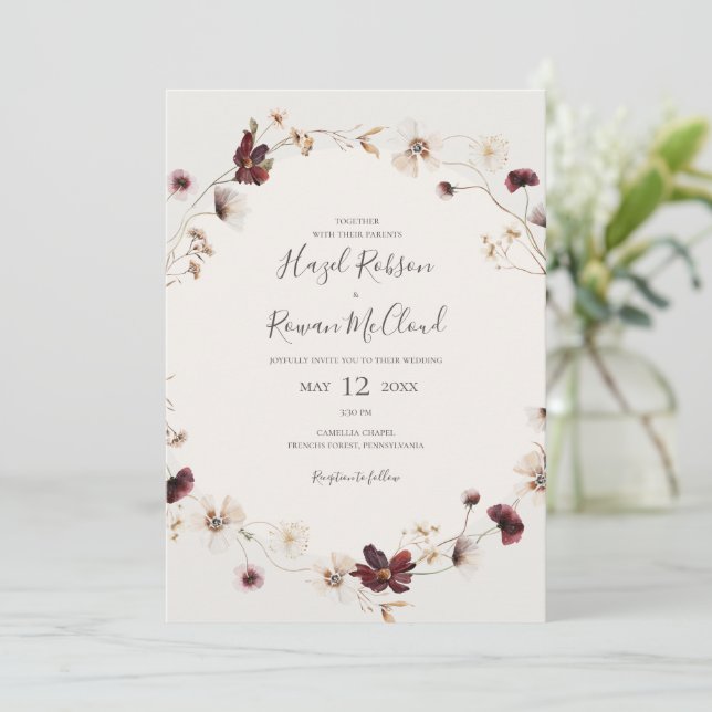Kupfer-Burgund-Wildblume | Beige Lässige Hochzeit Einladung (Stehend Vorderseite)
