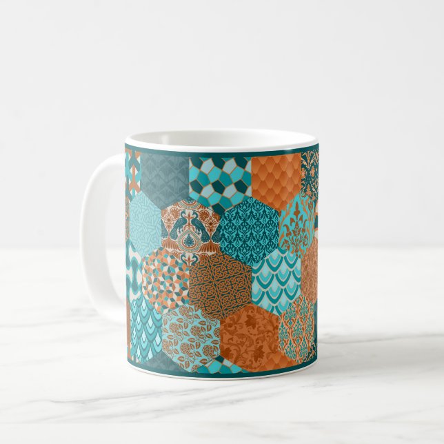 Kupfer und türkisfarbene Patchwork-Look Tasse (Vorderseite Links)