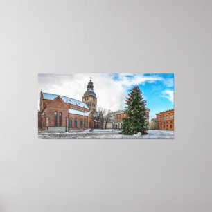 Kuppelplatz mit verziertem Weihnachtsbaum in Riga Leinwanddruck