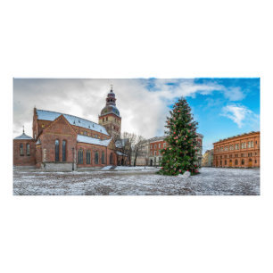 Kuppelplatz mit Weihnachtsbaum in Riga Fotodruck