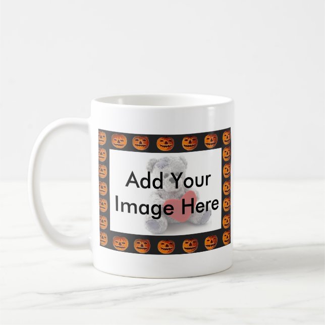 Kürbisgesicht-Rahmenmusterbild im Vintage-Stil Kaffeetasse (Links)