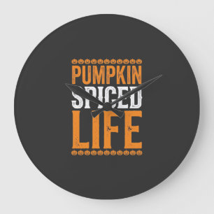 Kürbisgewürztes Leben Halloween-Typografie-Design_ Große Wanduhr