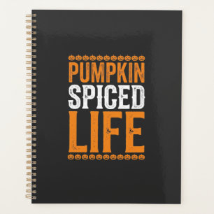 Kürbisgewürztes Leben Halloween-Typografie-Design_ Planer
