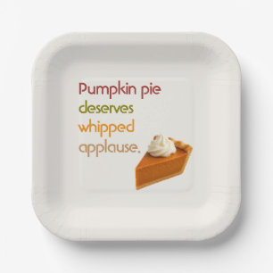 Kürbiskuchen und Schlagsahne Humor Thanksgiving Pappteller
