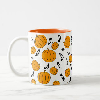 Kürbisse und Noten Zweifarbige Tasse