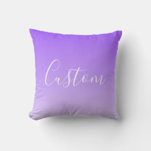 Kursiver Schriftname & editierbarer helllila Ombre Kissen