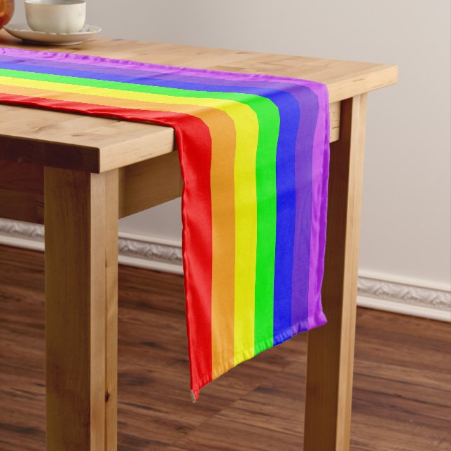 Kurzer Rainbow Strips Tischläufer (Beispiel)