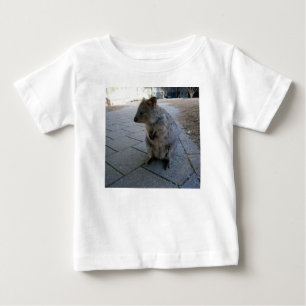 "Kuscheltier in Australien: Ein kuscheliges graues Baby T-shirt