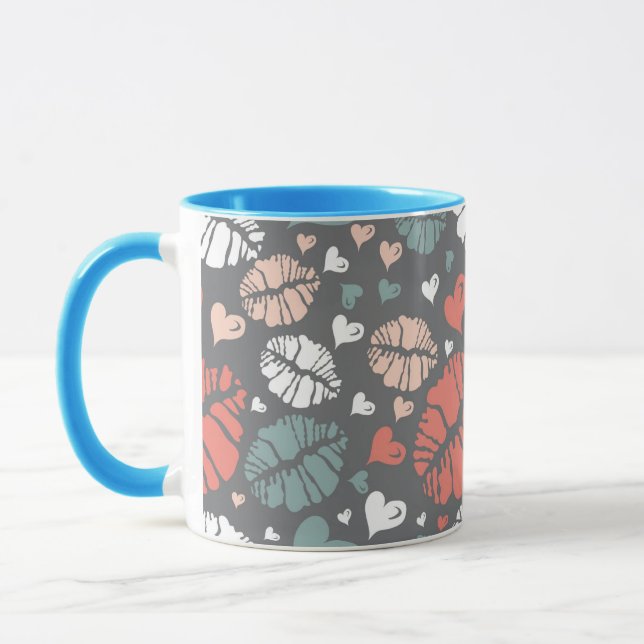 Kuss-Druck und Herz-Muster Tasse (Links)