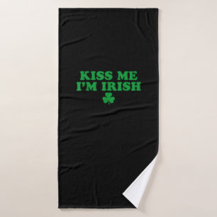 Kuss mir, ich bin irisches Kleeblatt, St Patricks Badehandtuch