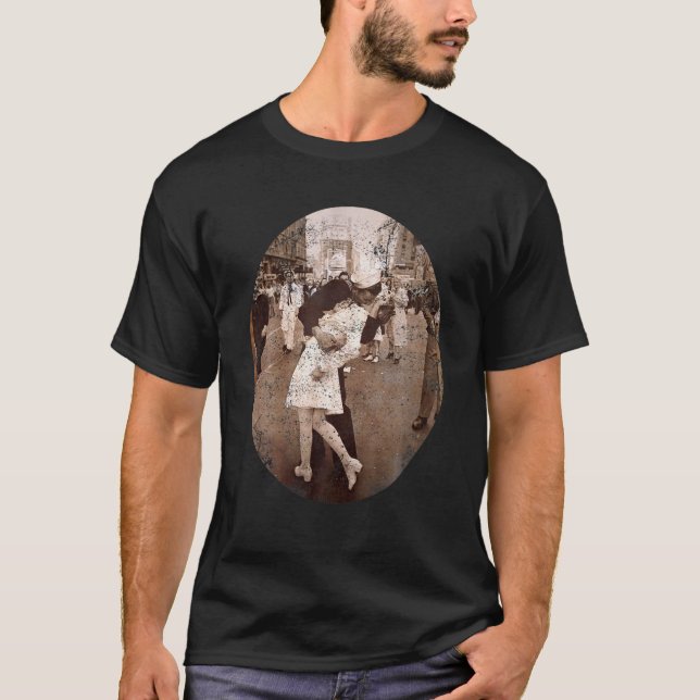 Küssen der Seelenfürsorge auf dem Times Square 194 T-Shirt (Vorderseite)