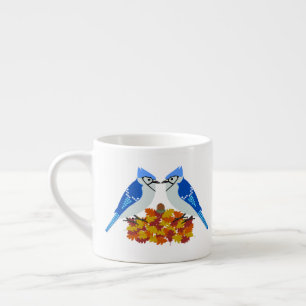 Küssen von blauen Jay Hochzeit im Herbst Espressotasse