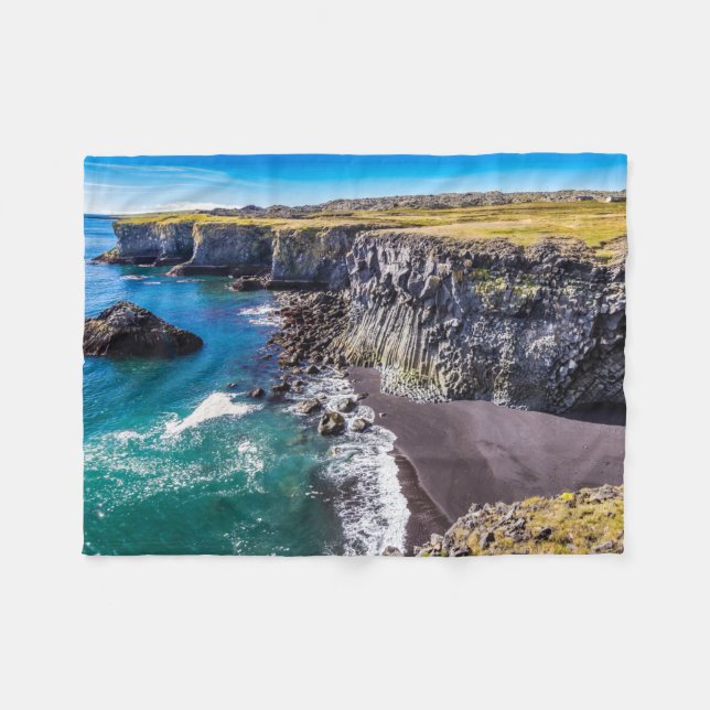 Küste von Hellnahraun, Island Fleecedecke (Vorderseite (Horizontal))