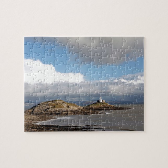 Küstenlandschaft und Leuchtturm (Horizontal)