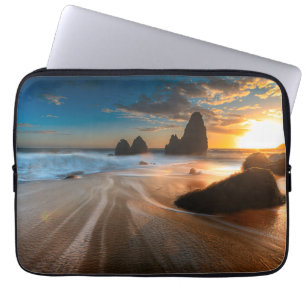 Küstenlinie an Sonnenuntergang Nordkalifornien Laptopschutzhülle