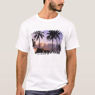 Küstenlinie St. Kitts T-Shirt