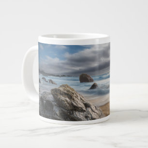 Küstenlinie Stormy Big Sur, Kalifornien Jumbo-Tasse