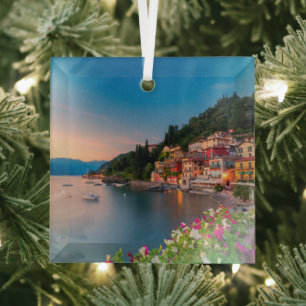 Küstenlinie   Varenna, Lombardei, Italien Ornament Aus Glas