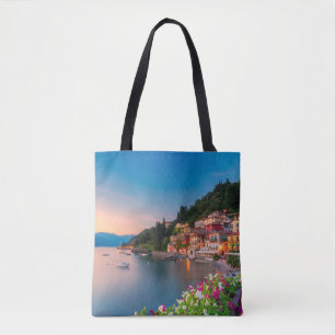Küstenlinie   Varenna, Lombardei, Italien Tasche