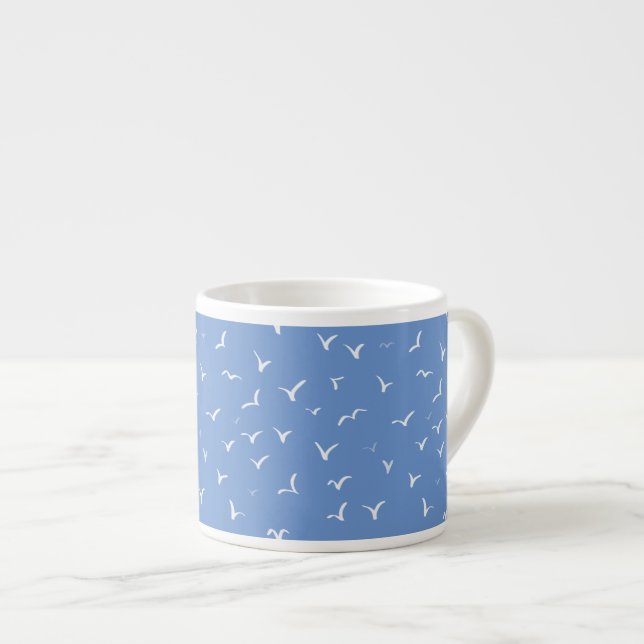 Küstenseeschwalben in Hellblau Minimalistisch Espressotasse (Vorderseite Rechts)